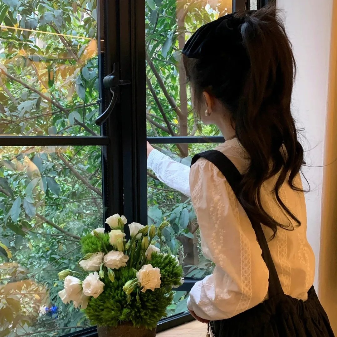 滑头绅士闯通关电影海报